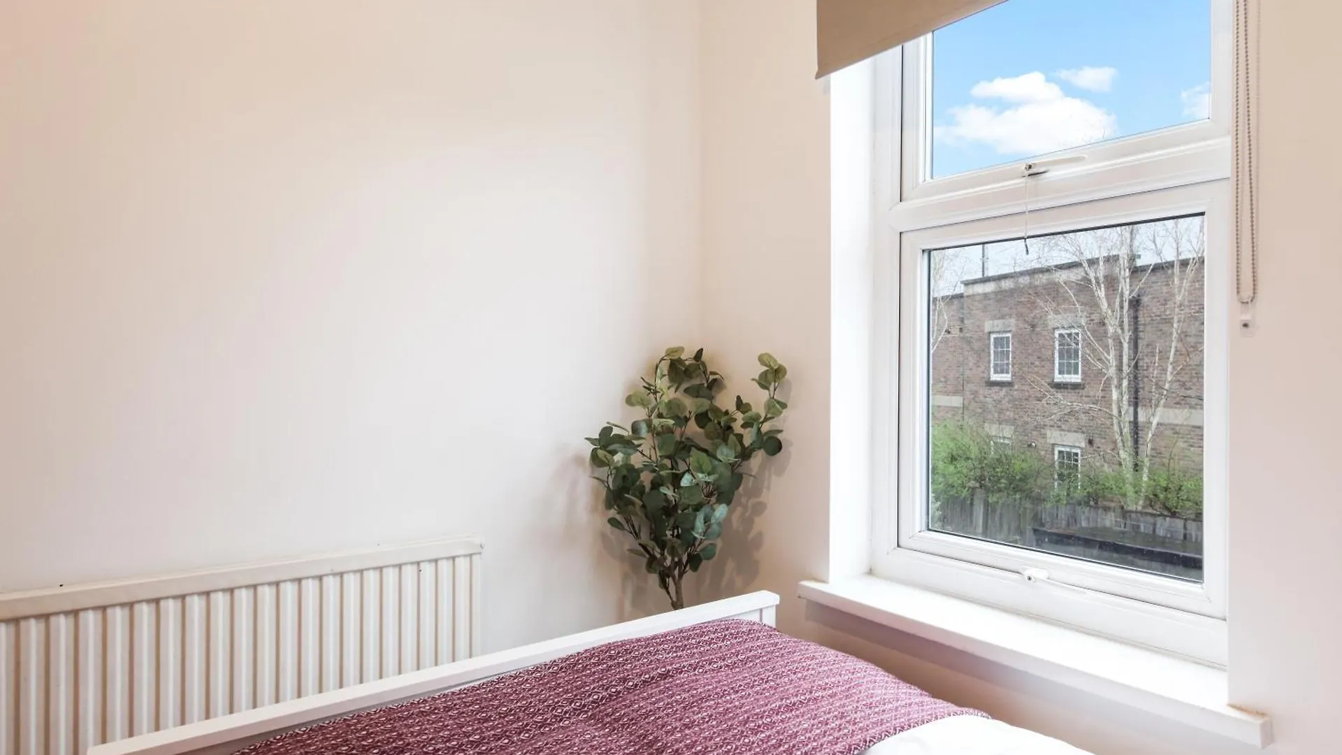 West Ealing Hububb Stay Hanwell